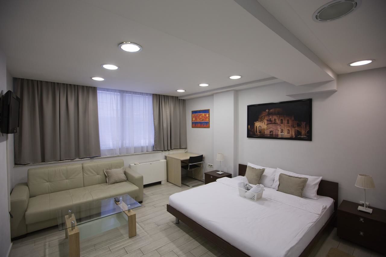 Отели типа «постель и завтрак» Seven Hills Bed&Bike B&B Подгорица