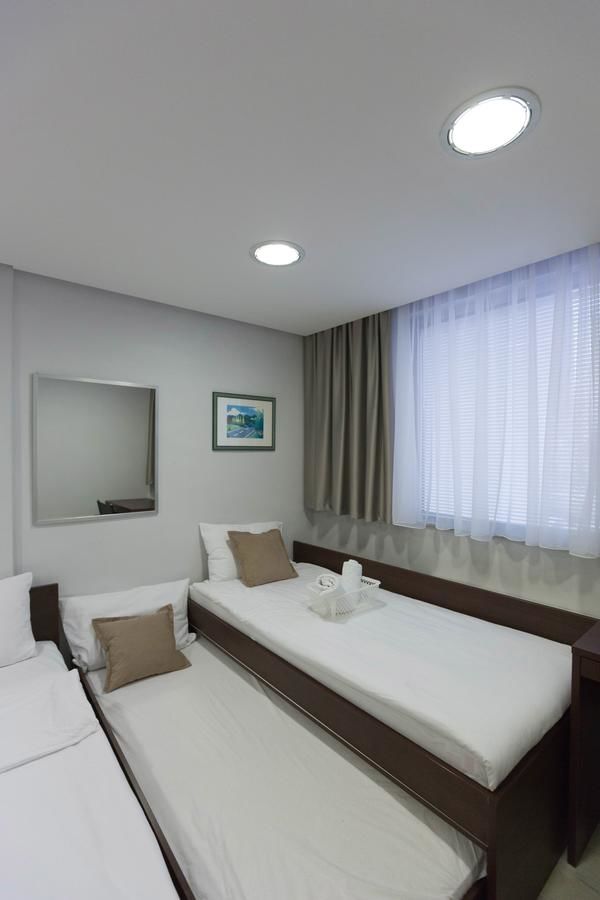 Отели типа «постель и завтрак» Seven Hills Bed&Bike B&B Подгорица