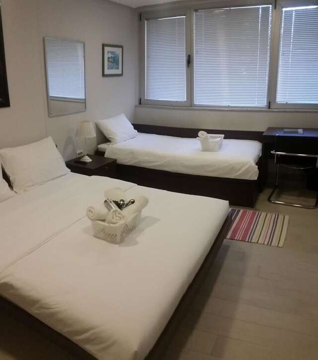 Отели типа «постель и завтрак» Seven Hills Bed&Bike B&B Подгорица-44